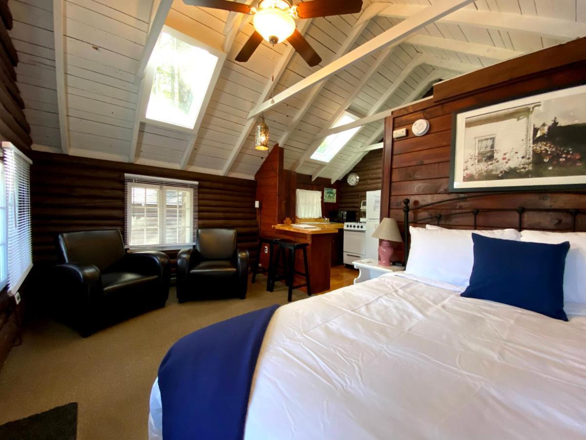 Pine Grove Cottages Lincolnville Buitenkant foto