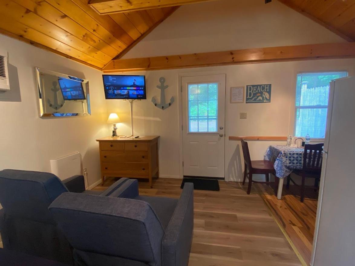 Pine Grove Cottages Lincolnville Buitenkant foto